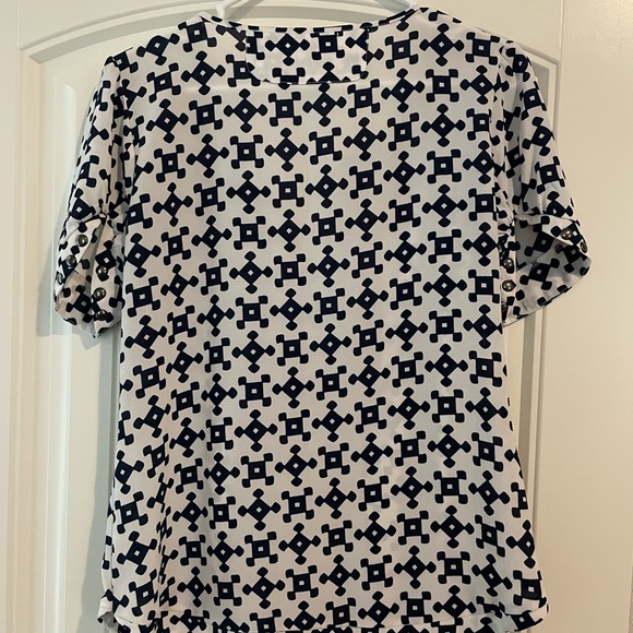 Hawthorn Blouse - Picture 3 of 3